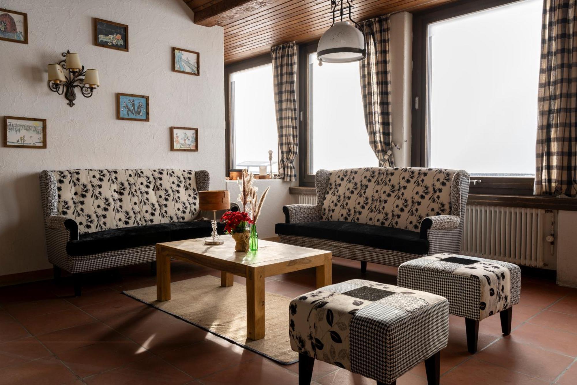 Berghotel Pischa Mountain Lodge Давос Экстерьер фото