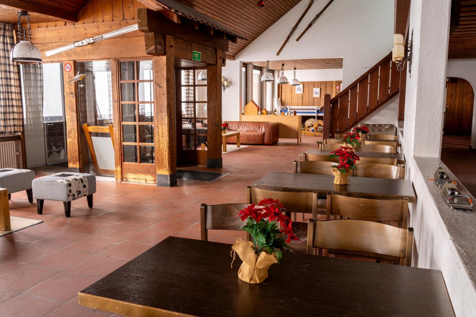 Berghotel Pischa Mountain Lodge Давос Экстерьер фото